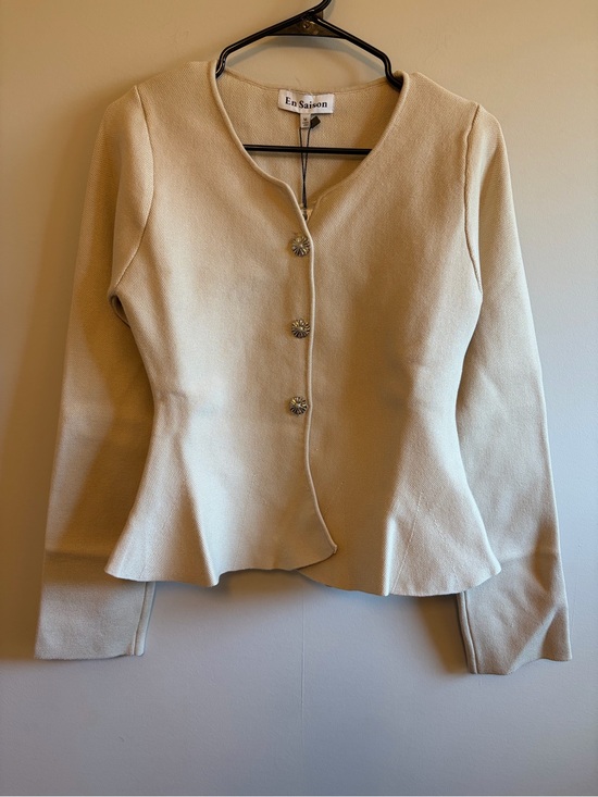 En Saison Sweaters - En Saison Women's Cream Peplum Sweater